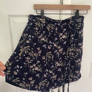 Floral mini skirt